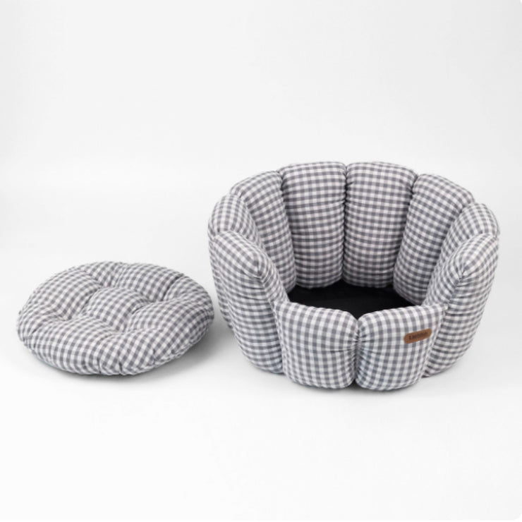 Plaid Pet Bed For All Seasons